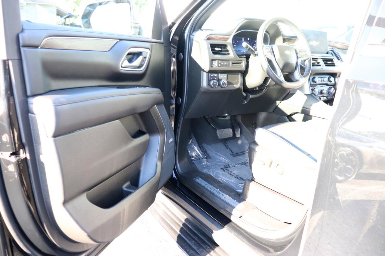 Used 2023 Chevrolet Suburban LT AWD/4WD image 10