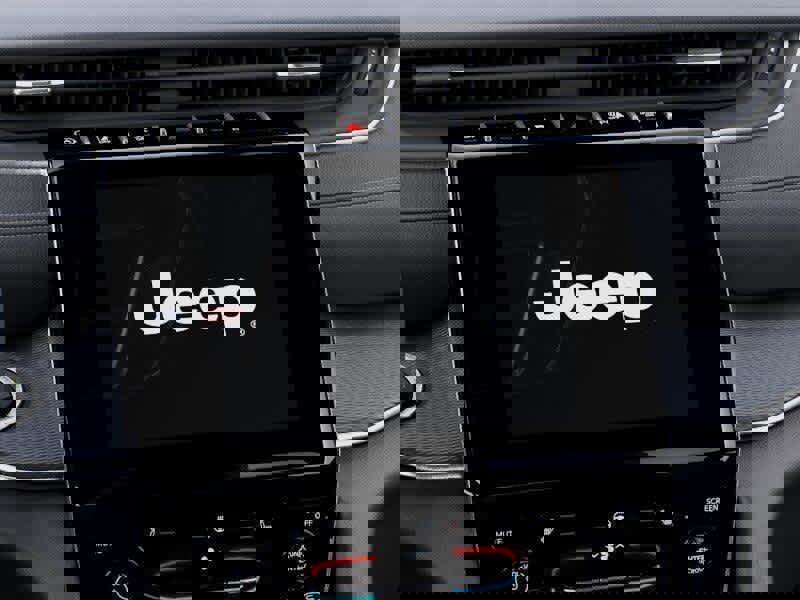 New 2025 Jeep Grand Cherokee L Altitude image 79