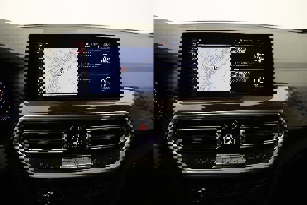 Used 2024 BMW X3 xDrive30i w/ Convenience Package image 24