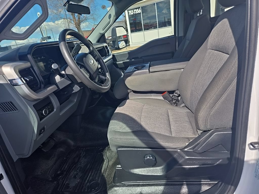 Used 2024 Ford F350 XL AWD/4WD image 12