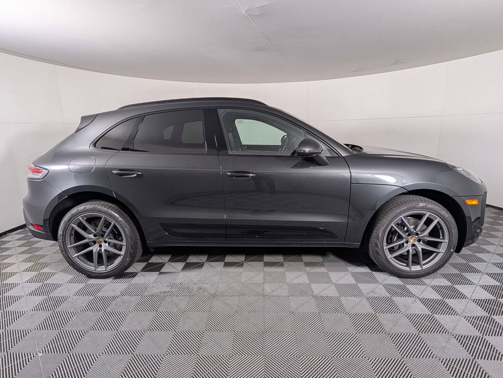 New 2026 Porsche Macan image 10