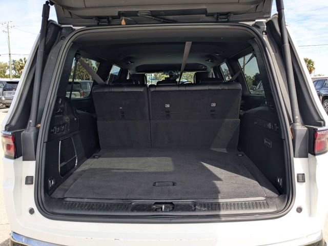 Used 2023 Jeep Wagoneer L Series III RWD image 11