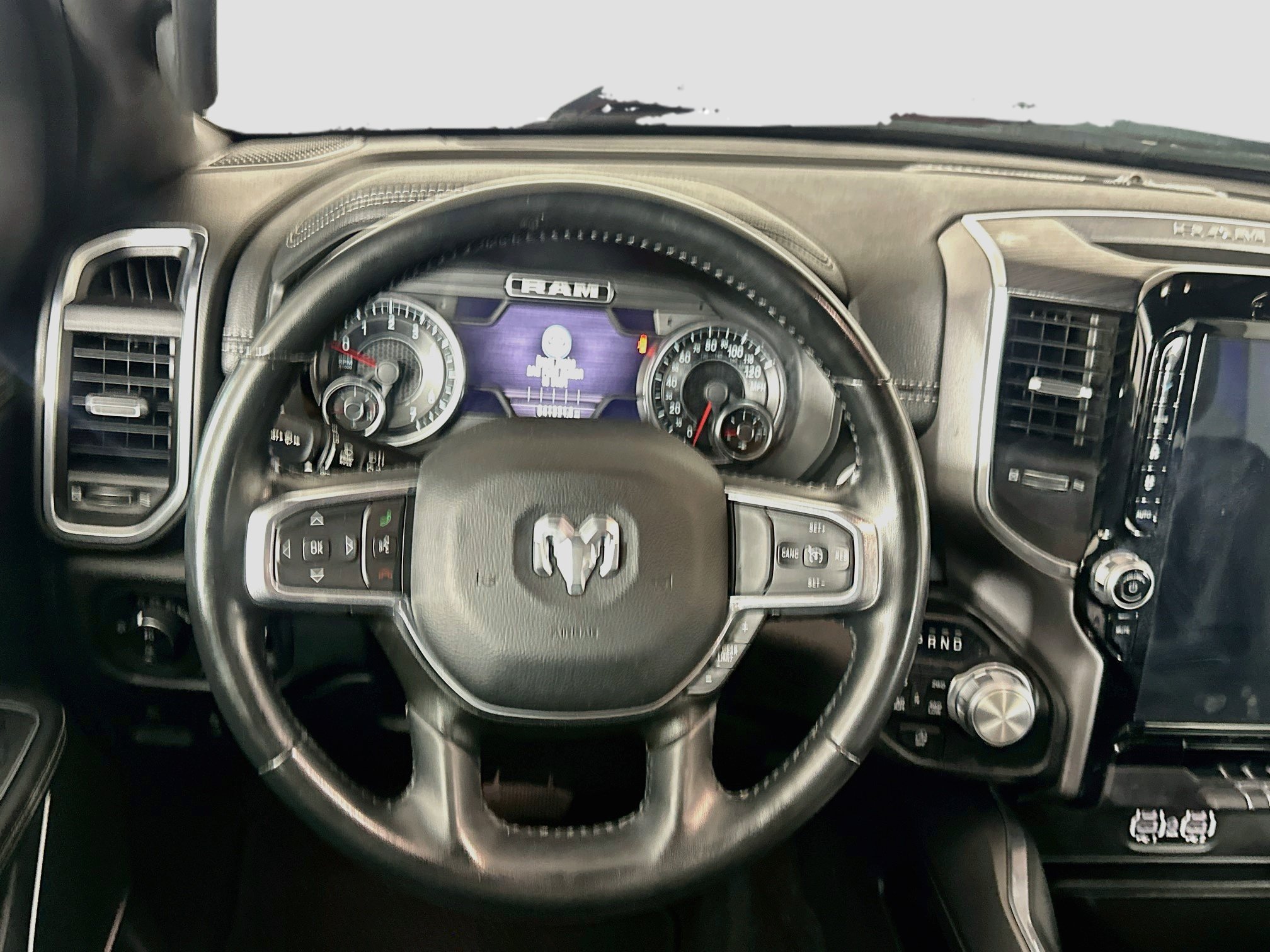 Used 2023 RAM 1500 Laramie AWD/4WD image 17