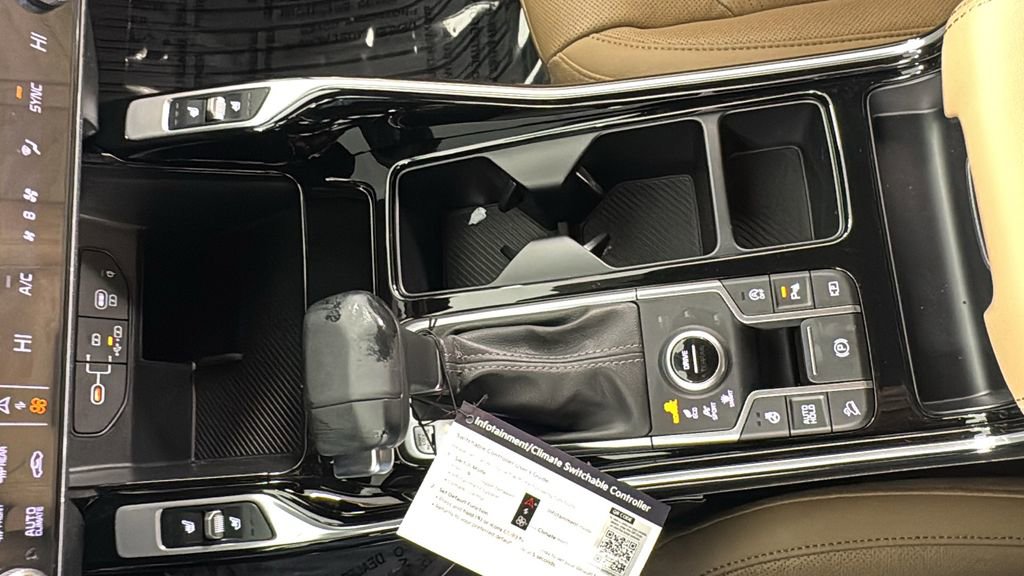New 2026 Kia Sorento SX Prestige image 30