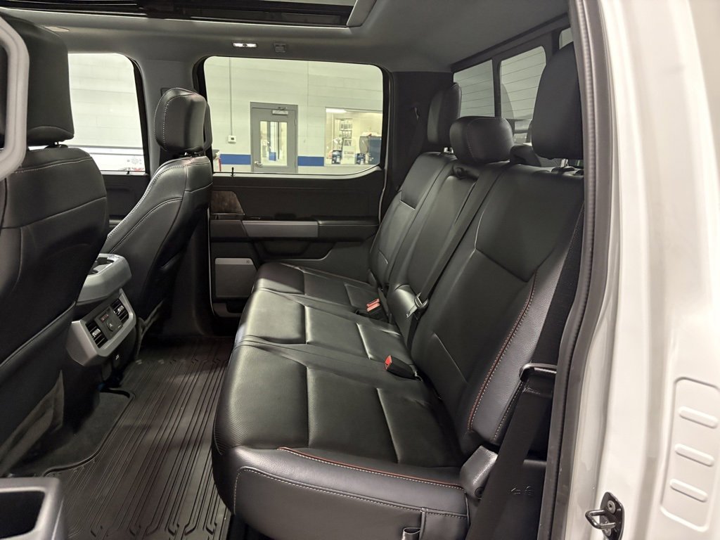 Used 2024 Ford F350 Lariat w/ Lariat Ultimate Package image 29