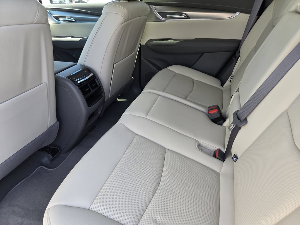 New 2026 Cadillac XT5 Premium Luxury w/ Driver Assist Package AWD/4WD image 19