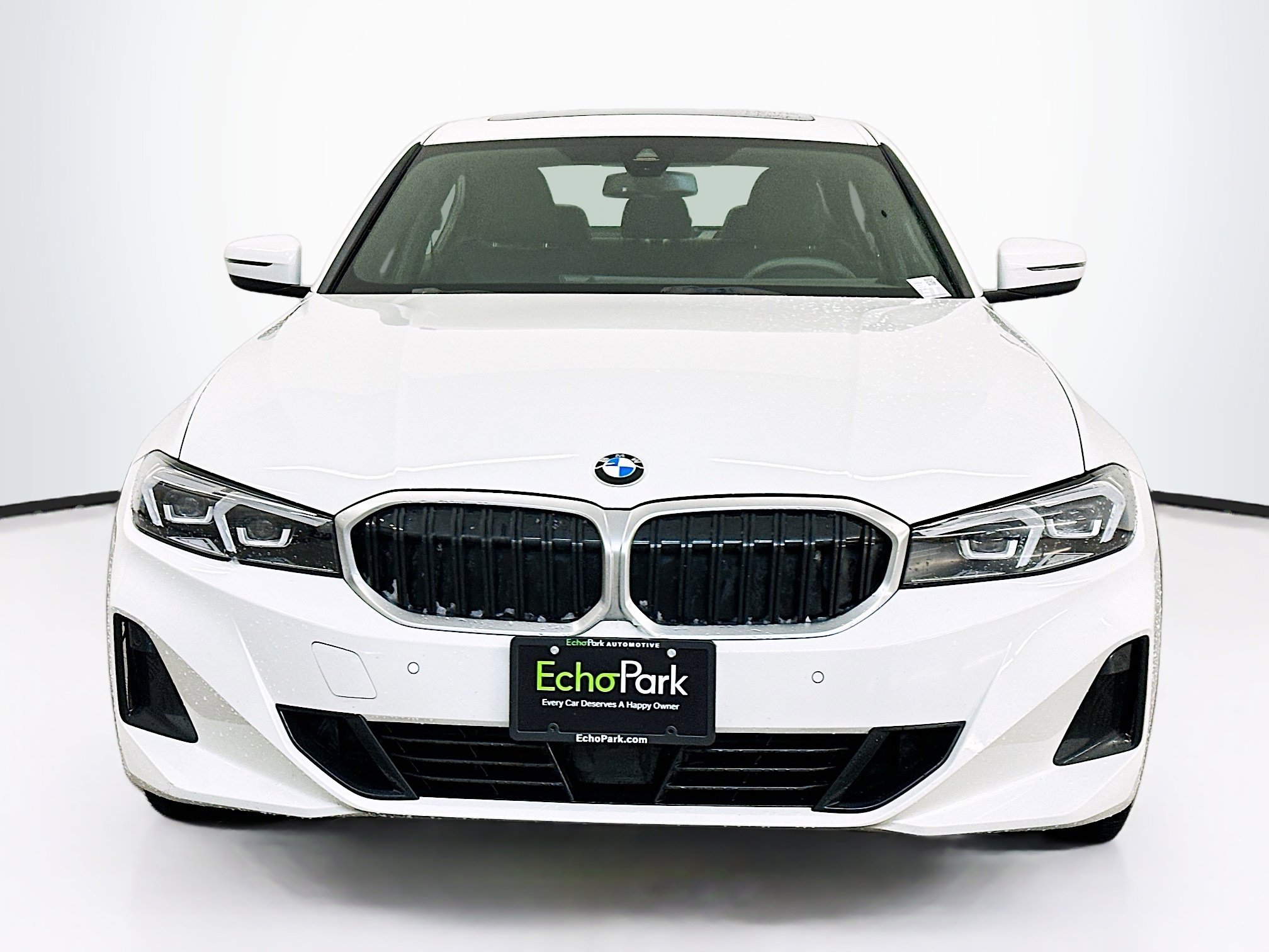 Used 2025 BMW 330i xDrive 330i xDrive image 2