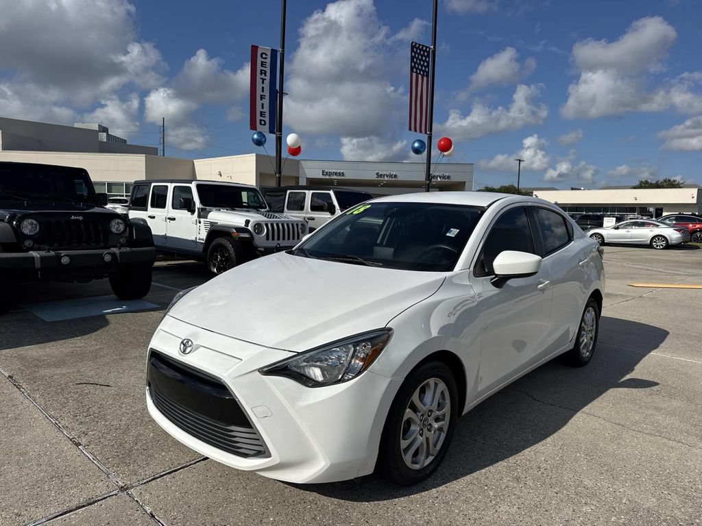 Used 2018 Toyota Yaris iA FWD image 3