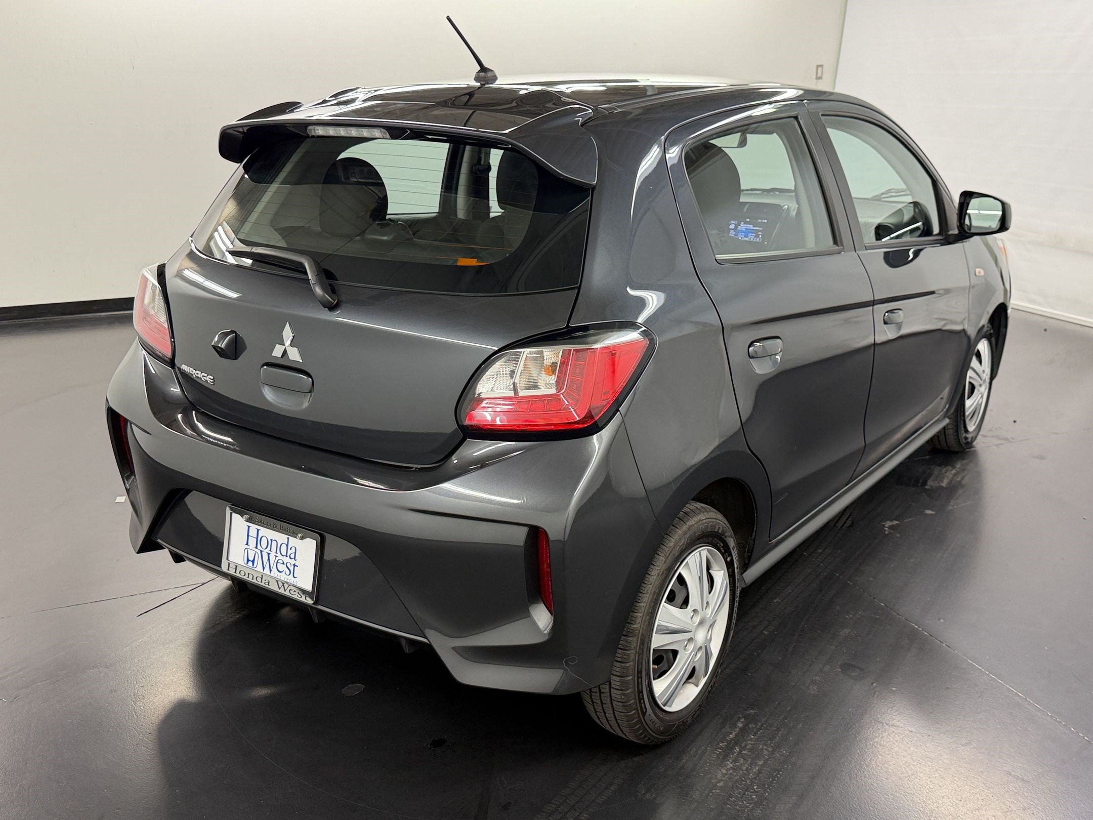 Used 2024 Mitsubishi Mirage ES FWD image 9