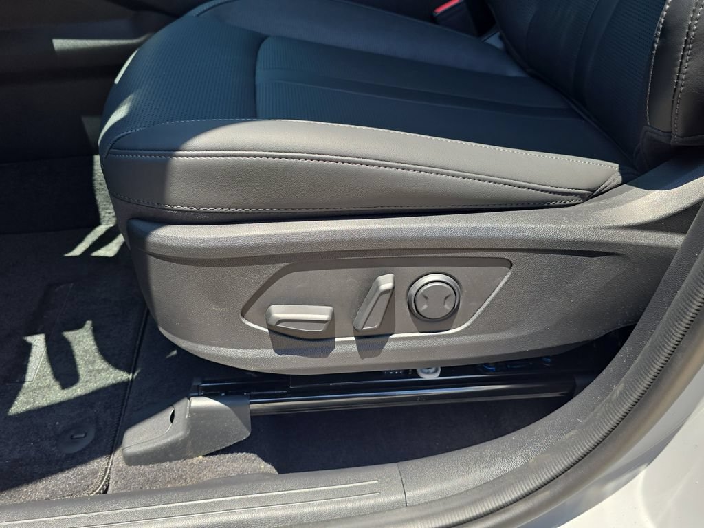 New 2026 Kia Sorento S FWD image 20