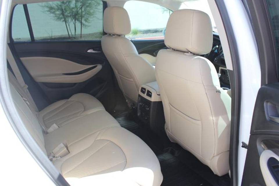 Used 2020 Buick Envision Essence image 10