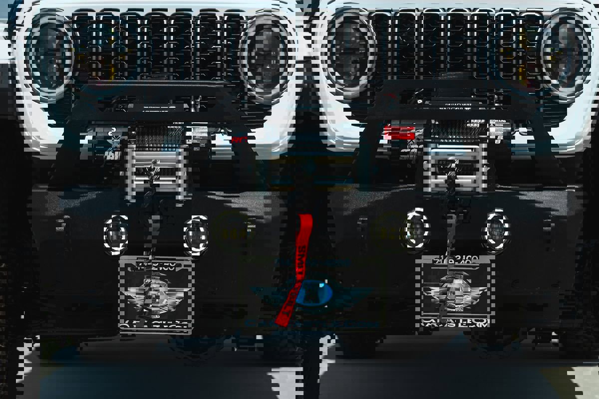 Used 2023 Jeep Gladiator Mojave w/ Cold Weather Group AWD/4WD image 10