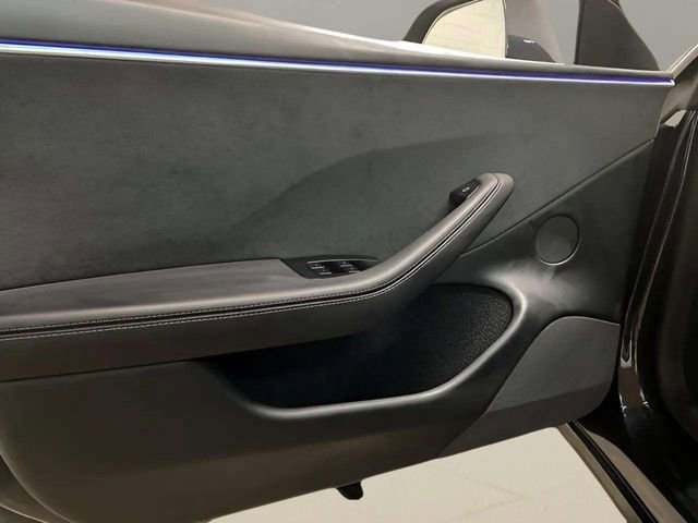 Used 2025 Tesla Model 3 Long Range image 35