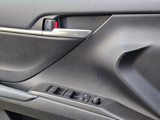 Used 2023 Toyota Camry LE w/ Convenience Package FWD image 6