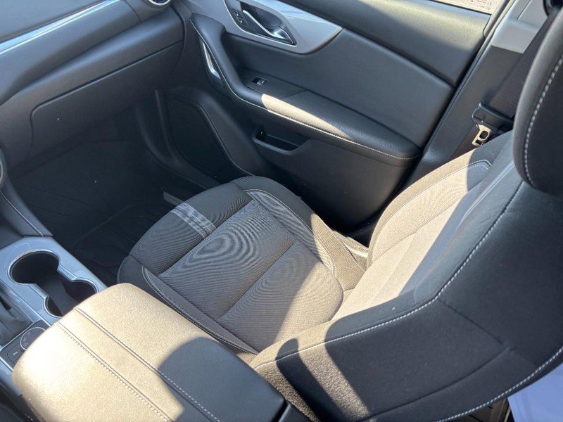 Certified 2024 Chevrolet Blazer LT w/ Convenience Package image 14