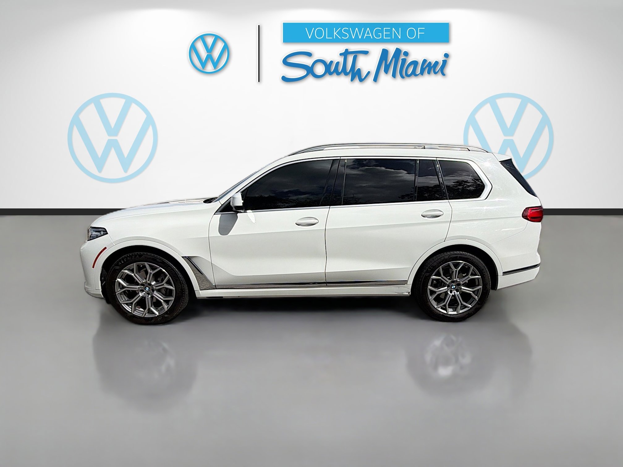 Used 2021 BMW X7 xDrive40i image 4