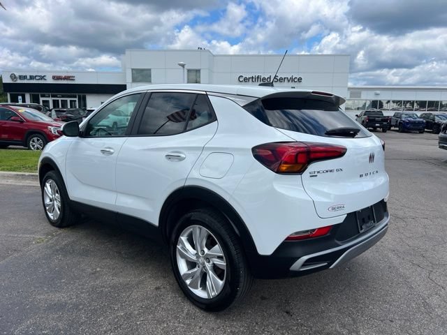 Used 2024 Buick Encore GX Preferred w/ Comfort Package AWD/4WD image 7
