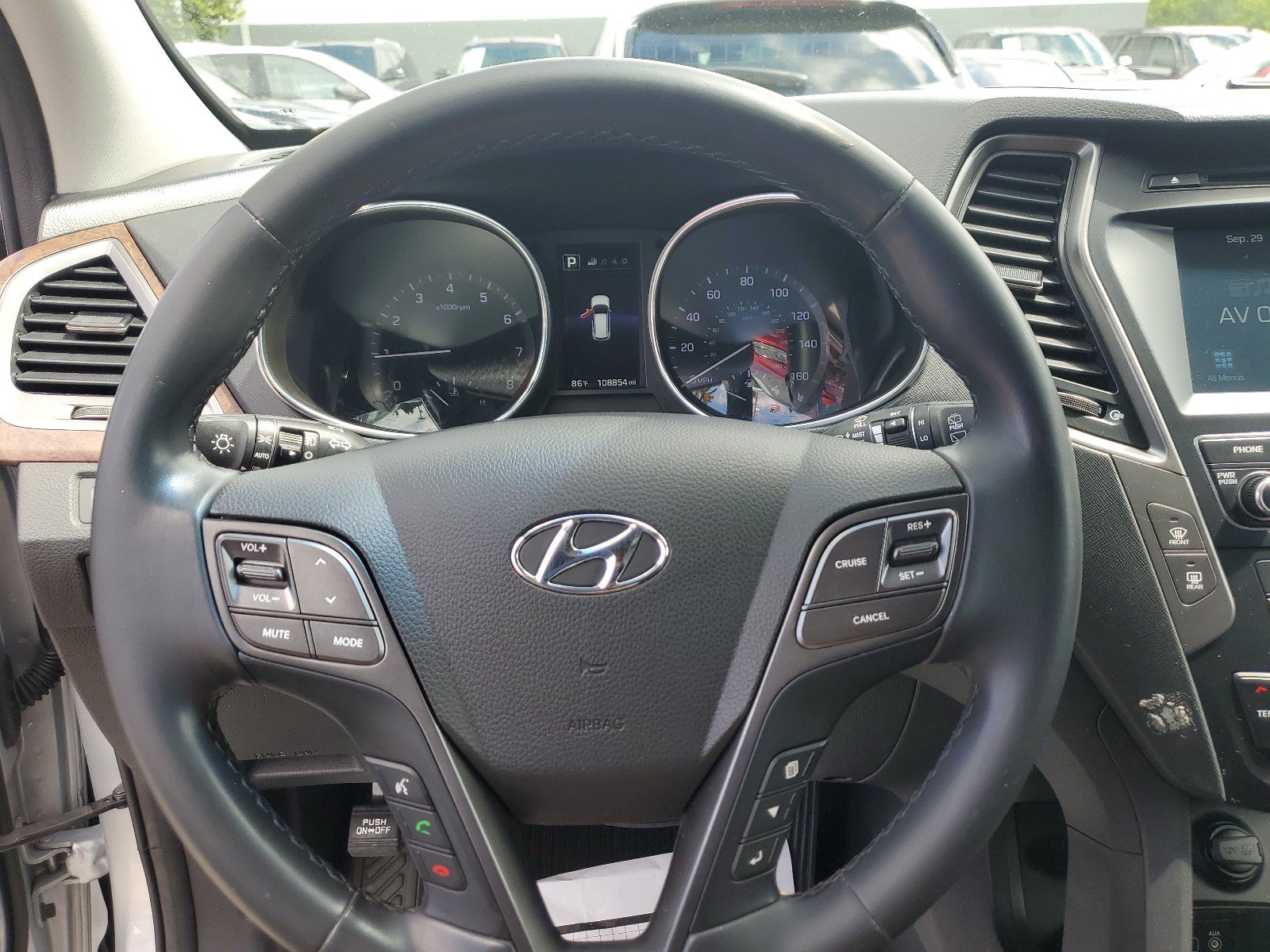 Used 2018 Hyundai Santa Fe Sport 2.0T w/ Cargo Package FWD image 17