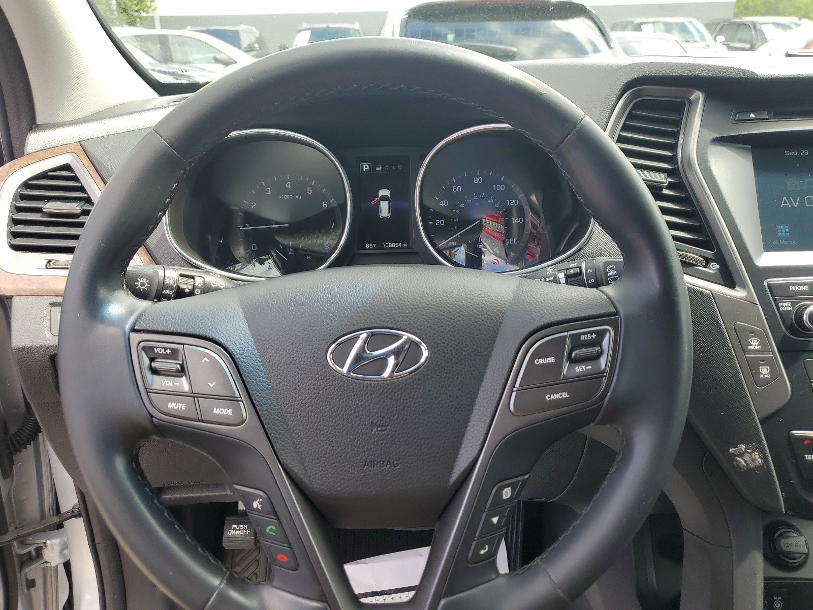 Used 2018 Hyundai Santa Fe Sport 2.0T w/ Cargo Package FWD image 17