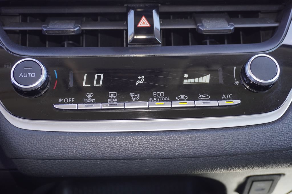Used 2023 Toyota Corolla LE FWD image 14