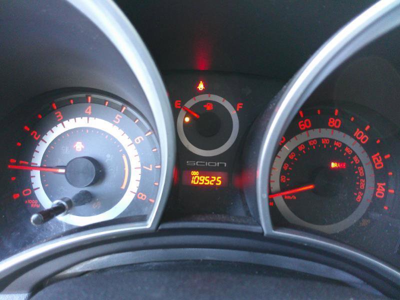 Used 2015 Scion tC FWD image 21