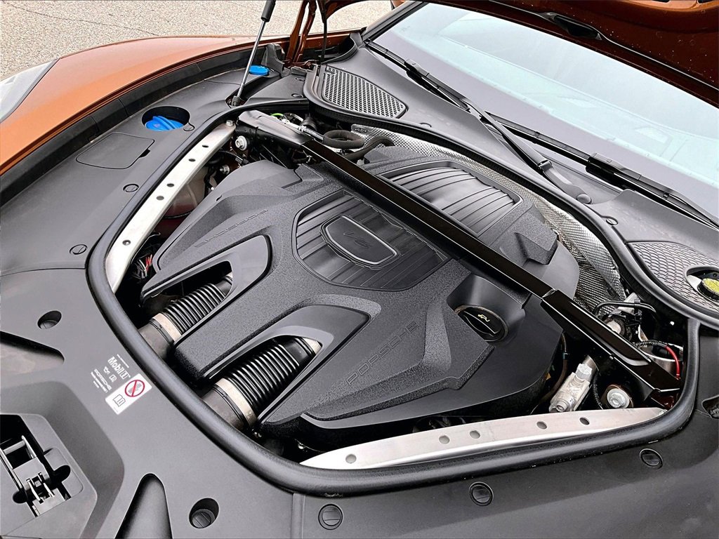 Used 2025 Porsche Panamera 4 image 24