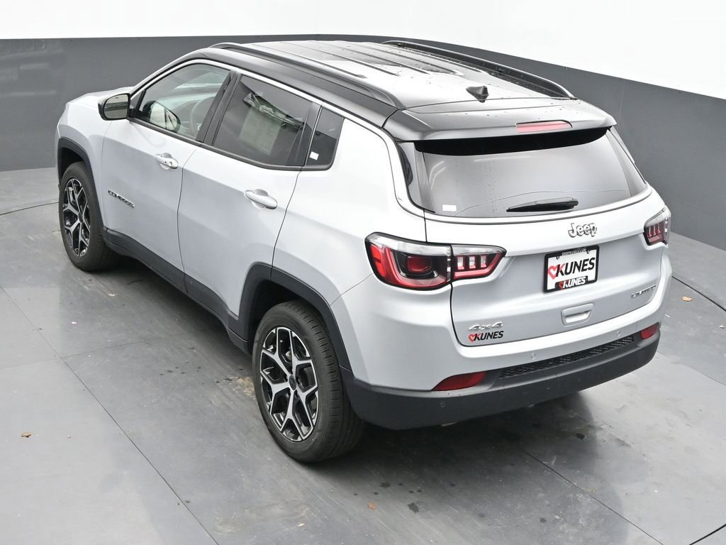 Used 2025 Jeep Compass Limited AWD/4WD image 43