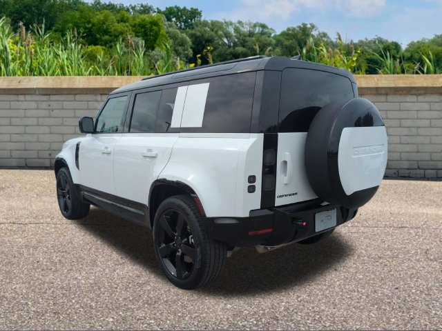 New 2026 Land Rover Defender 110 X-Dynamic SE AWD/4WD image 6