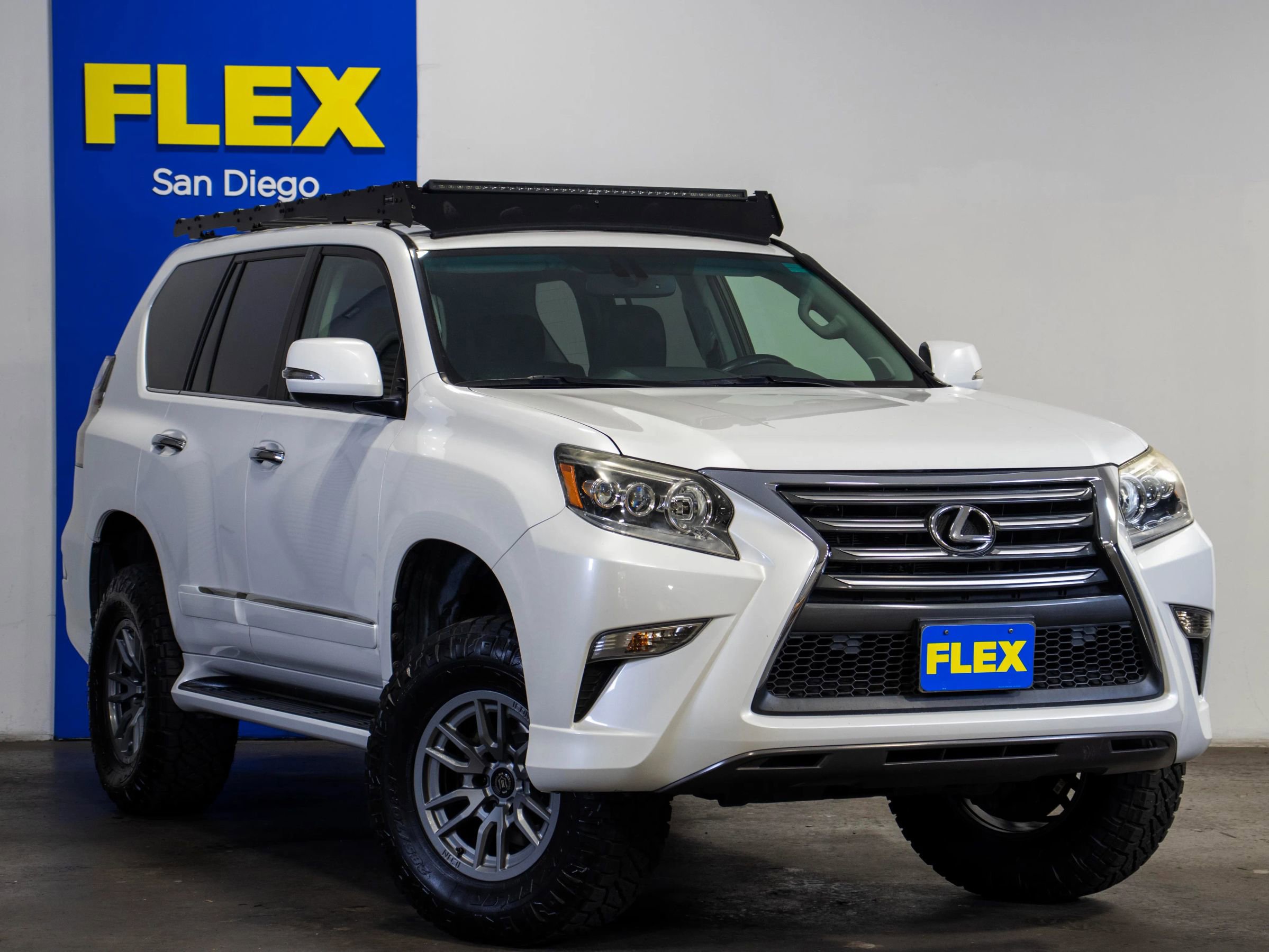 Used 2014 Lexus GX 460 image 7