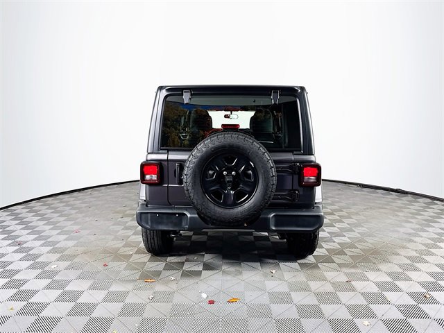 Used 2025 Jeep Wrangler Sport image 7