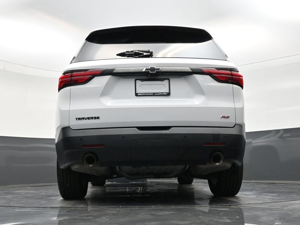 Used 2022 Chevrolet Traverse RS FWD image 23