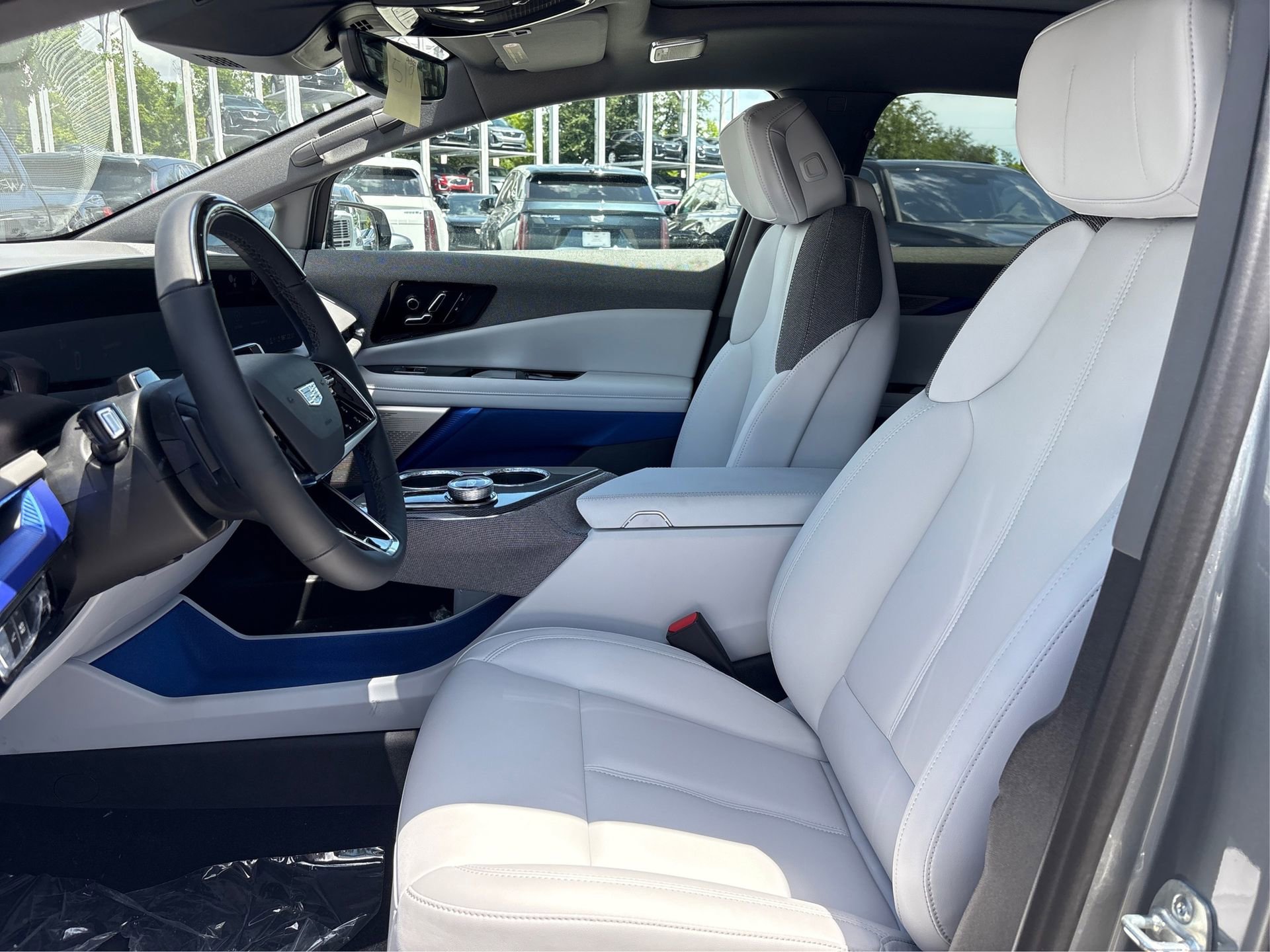 New 2026 Cadillac Lyriq V image 9