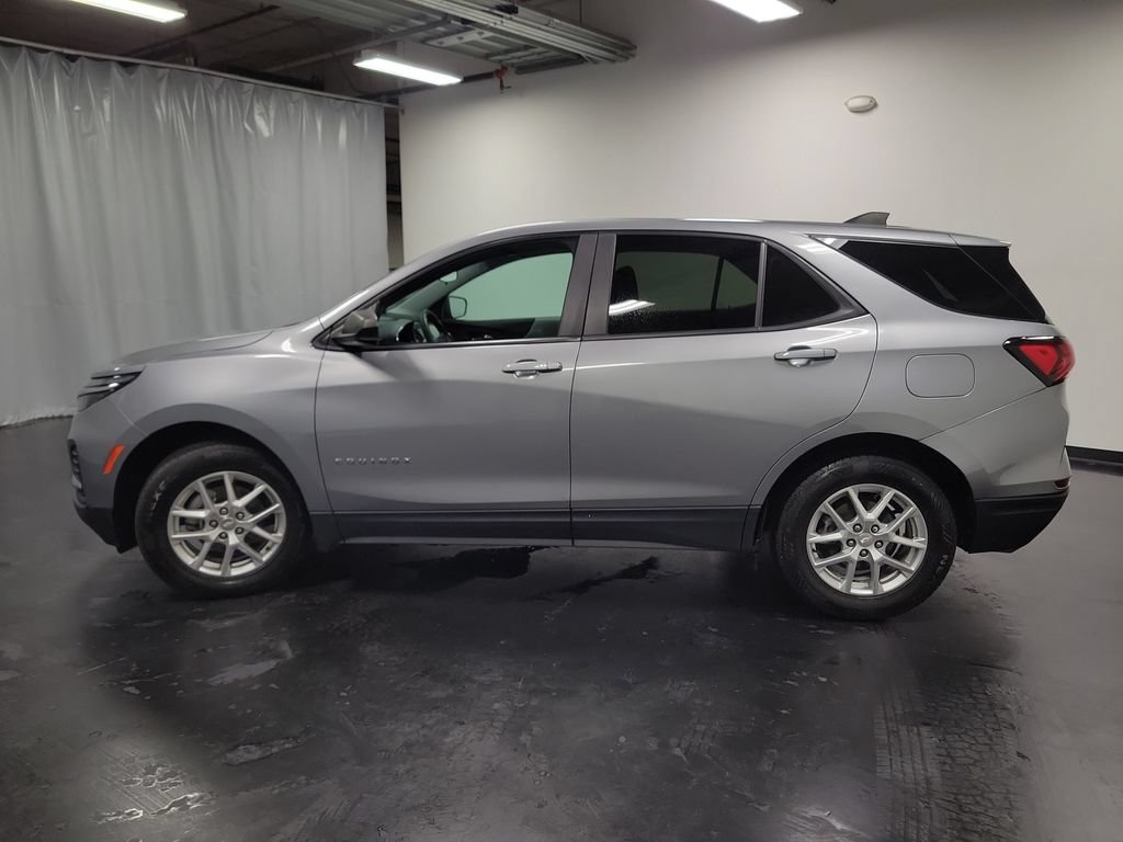 Used 2024 Chevrolet Equinox LS FWD image 5