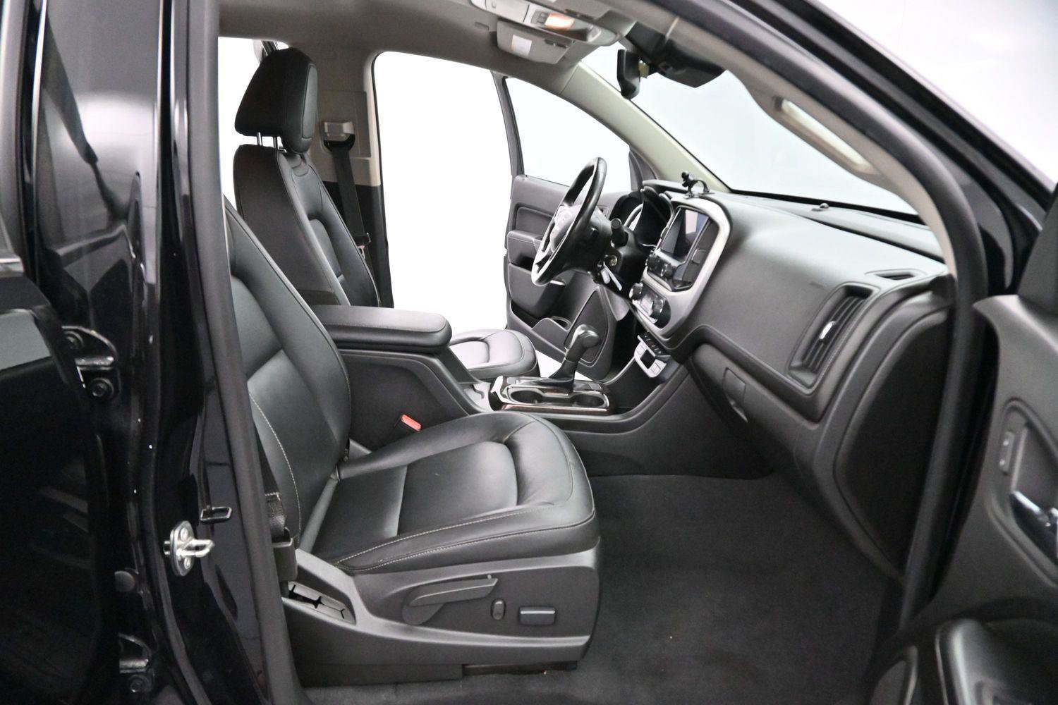 Used 2019 GMC Canyon SLT w/ Driver Alert Package AWD/4WD image 32