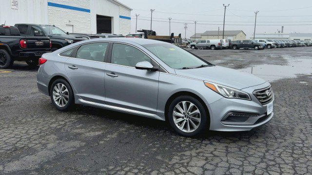 Used 2016 Hyundai Sonata Sport image 2