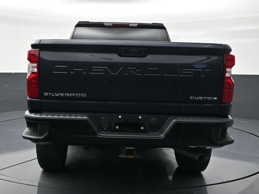 Used 2024 Chevrolet Silverado 2500 Custom w/ Custom Value Package AWD/4WD image 4