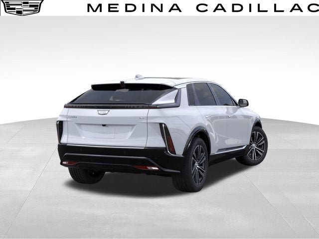 New 2027 Cadillac Lyriq Luxury w/ LPO, Floor Liner Package AWD/4WD image 4