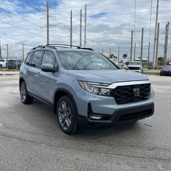 Used 2023 Honda Passport EX-L image 11