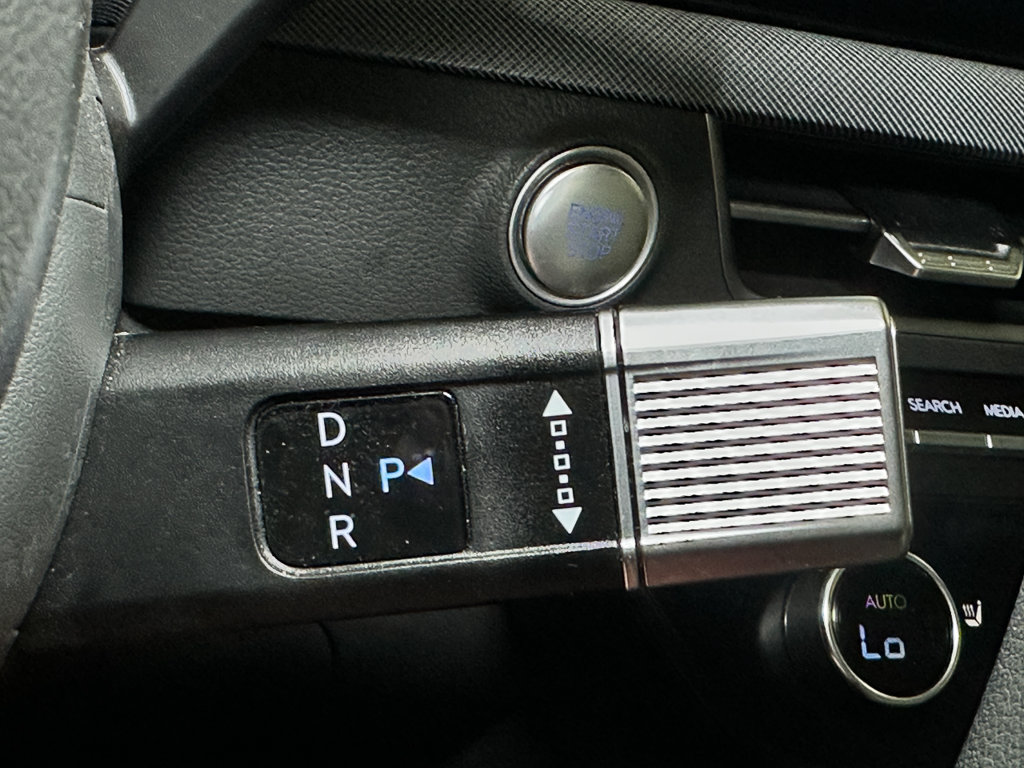 Used 2025 Hyundai Sonata SEL FWD image 33