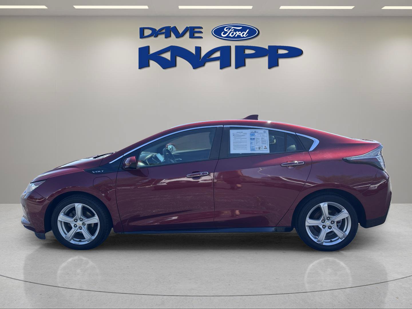 Used 2016 Chevrolet Volt LT w/ Comfort Package FWD image 4
