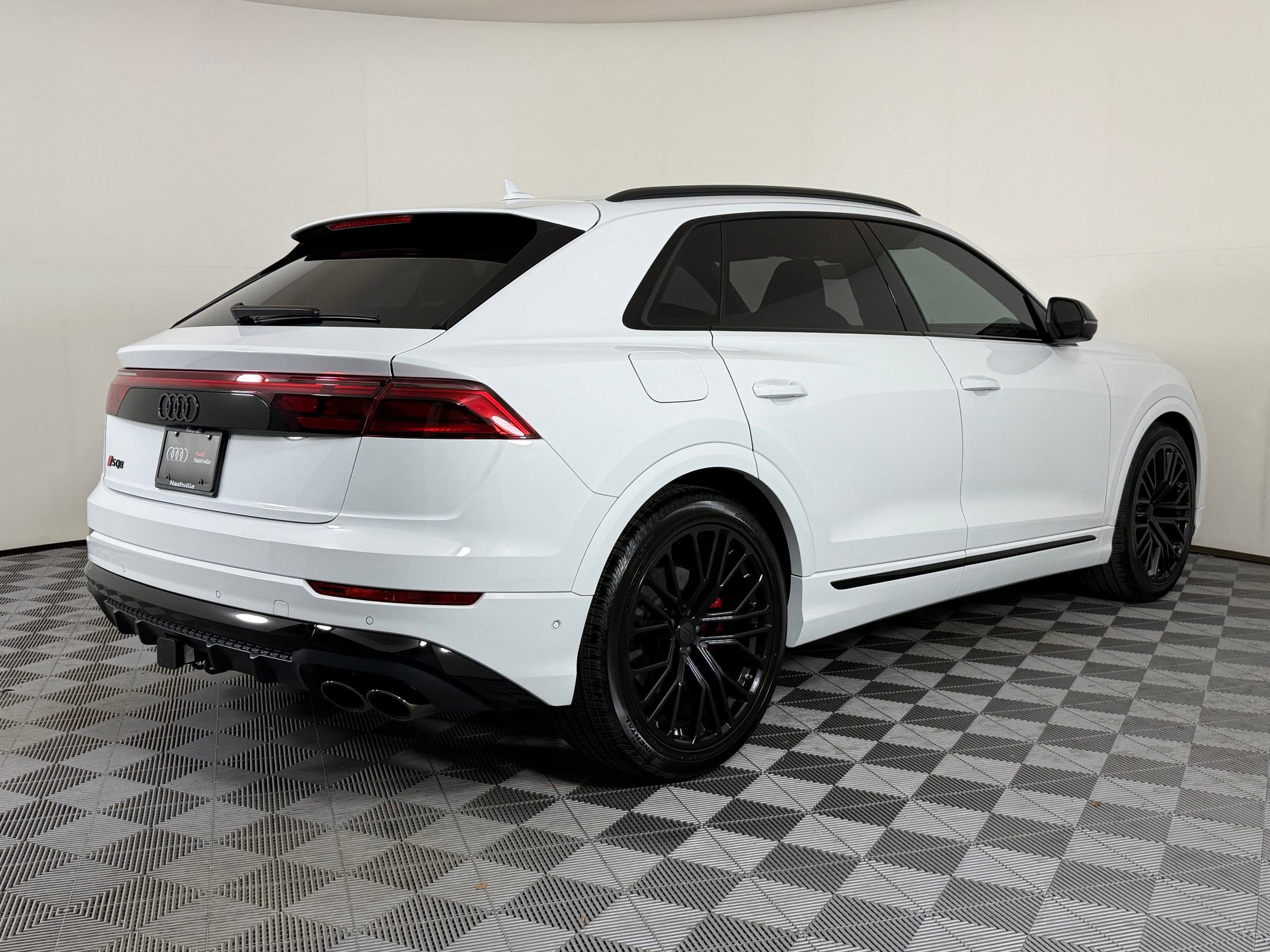 New 2026 Audi SQ8 Prestige image 9