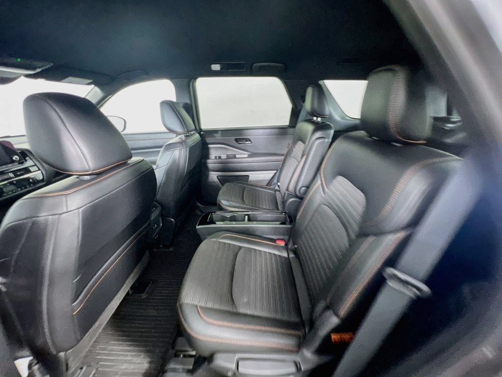 Used 2024 Nissan Pathfinder Rock Creek AWD/4WD image 22