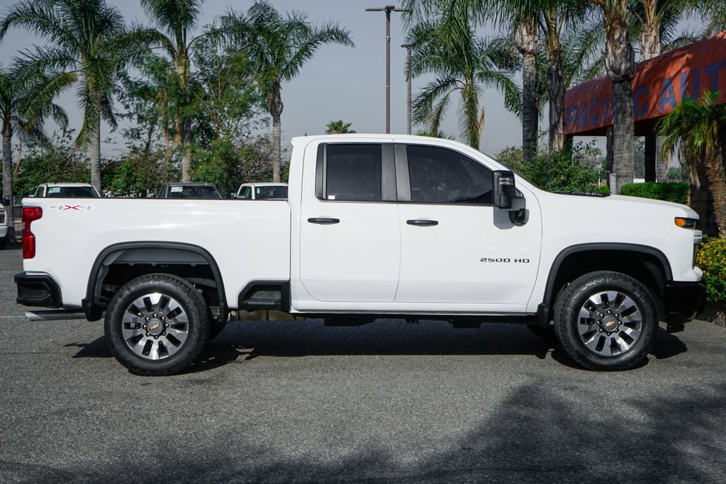 Used 2024 Chevrolet Silverado 2500 Custom w/ Custom Convenience Package image 12