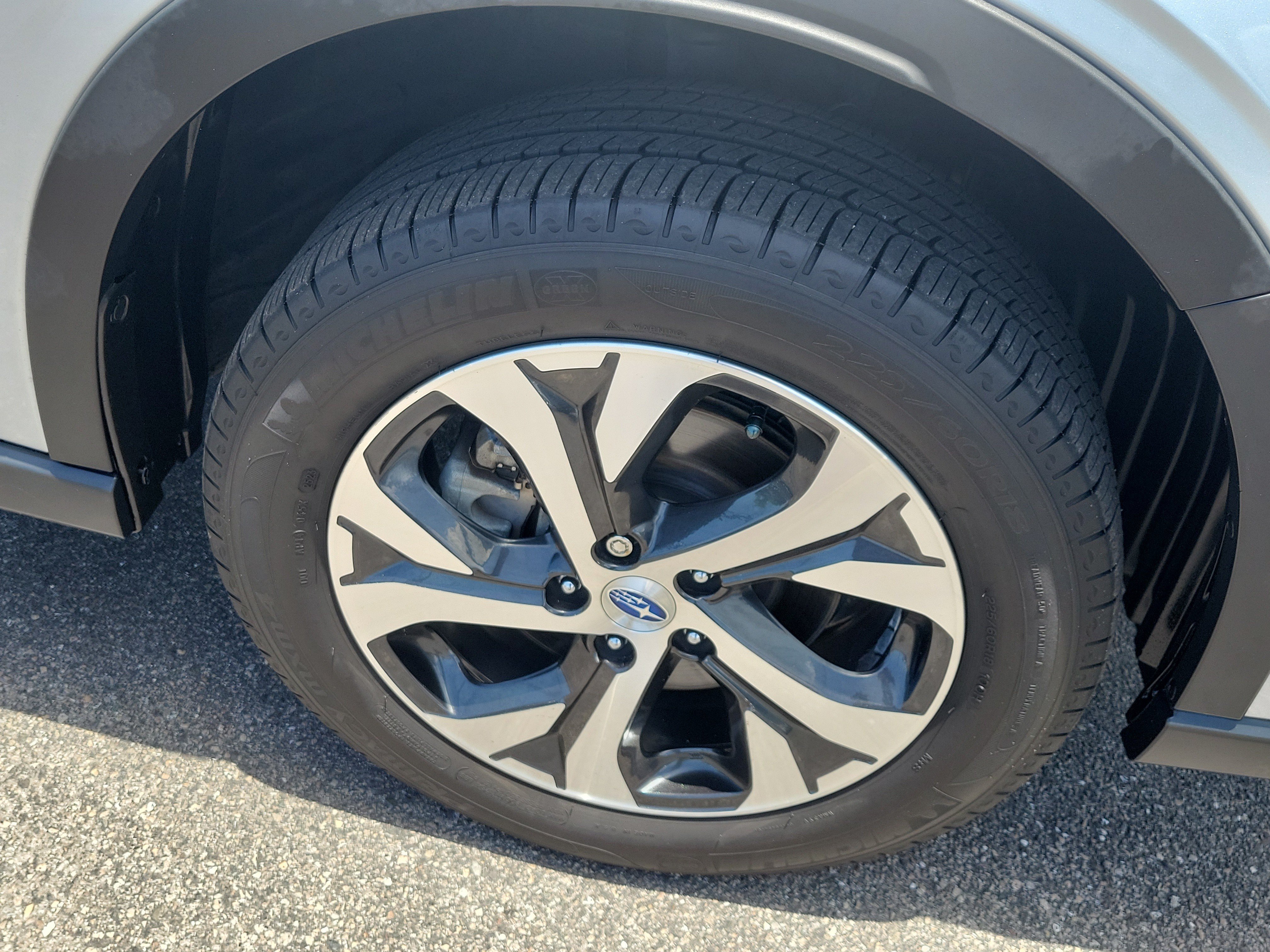 Used 2020 Subaru Outback Limited AWD/4WD image 8