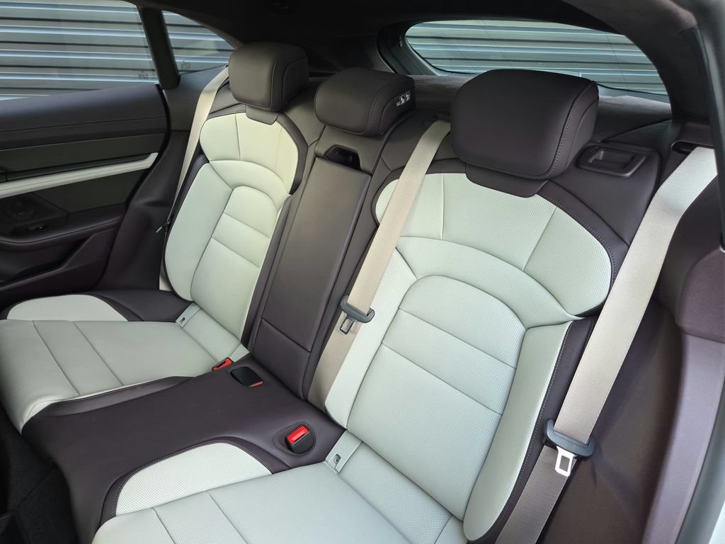 Certified 2025 Porsche Taycan Turbo AWD/4WD image 16