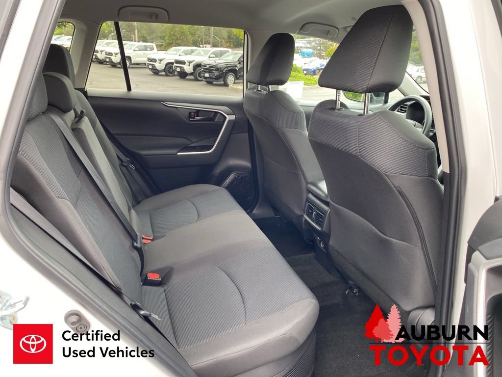 Certified 2024 Toyota RAV4 LE AWD/4WD image 15