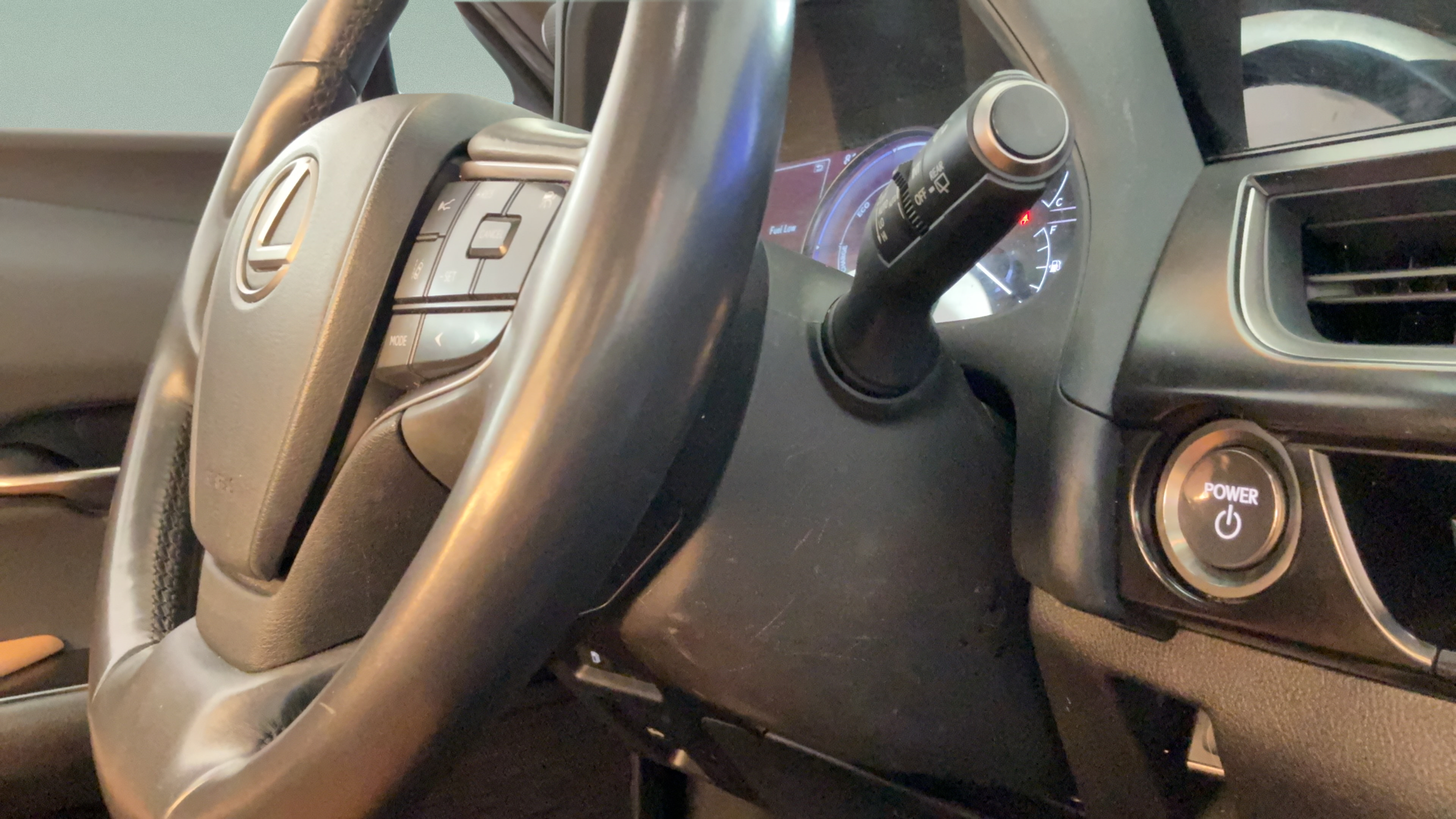 Used 2023 Lexus UX 250h AWD w/ Premium Package image 46