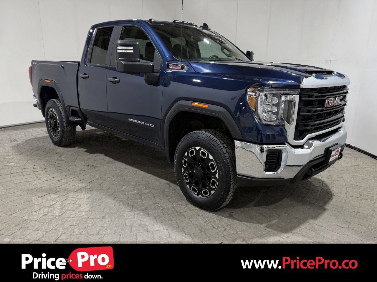 Used 2022 GMC Sierra 2500 Pro w/ Convenience Package image 1
