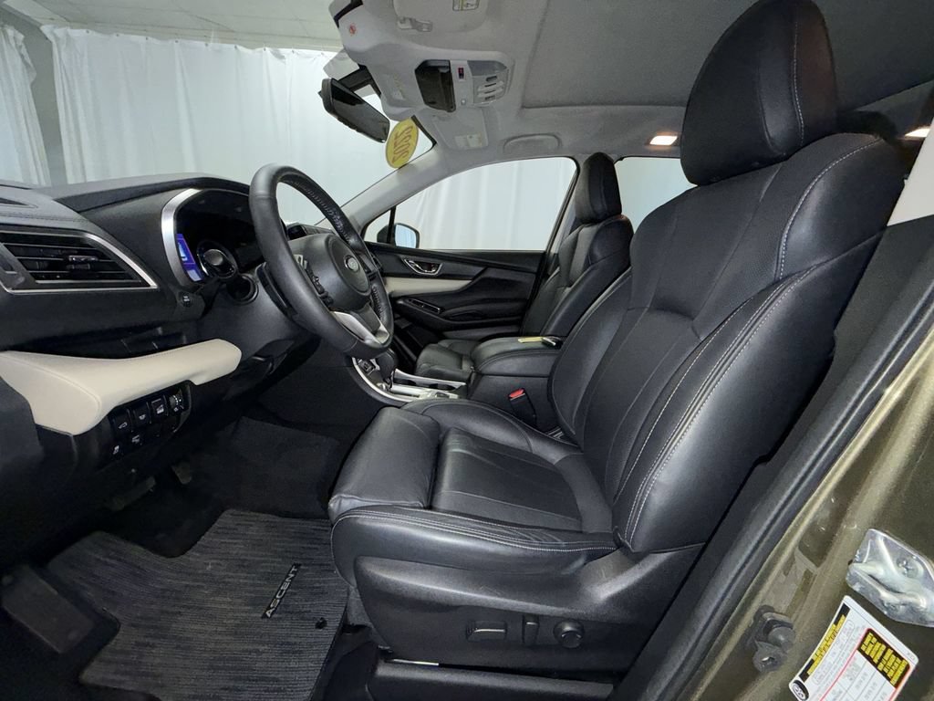 Used 2022 Subaru Ascent Limited w/ Technology Package AWD/4WD image 11