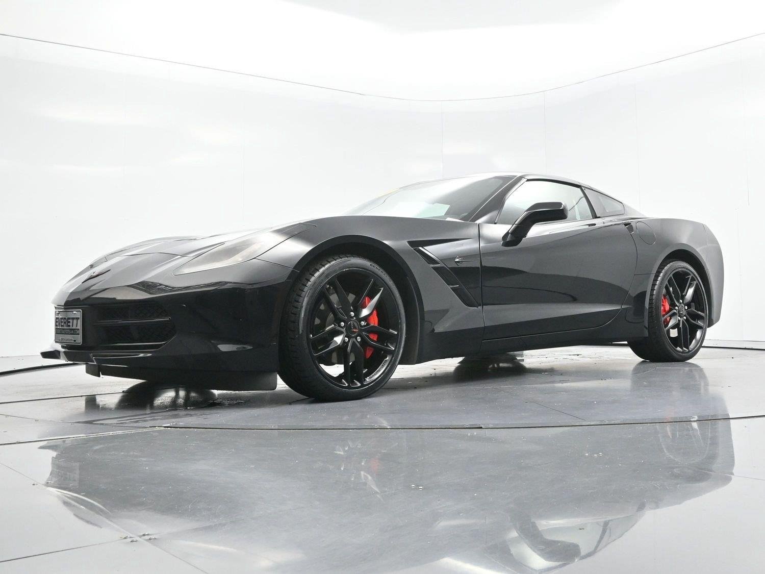 Used 2019 Chevrolet Corvette Stingray Coupe w/ Carbon Flash Badge Package RWD image 42